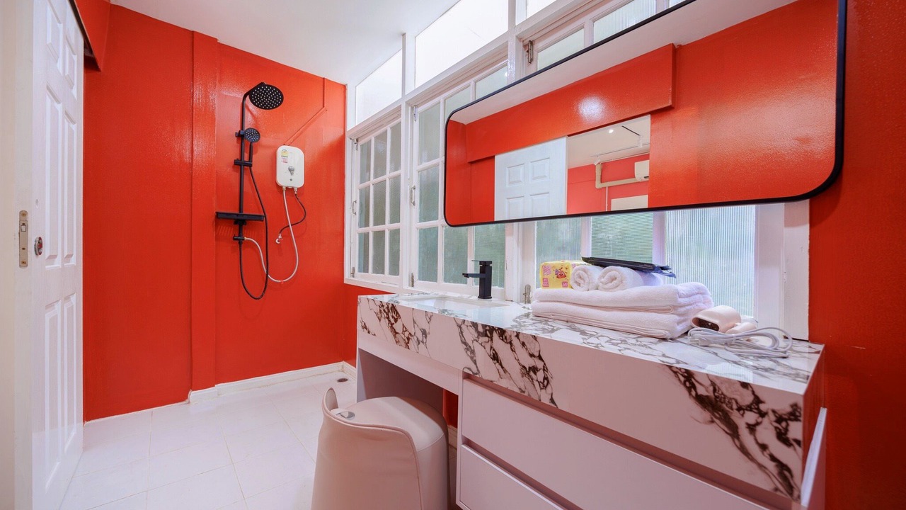 Photo of Bathroom in Khlong Tan Nuea