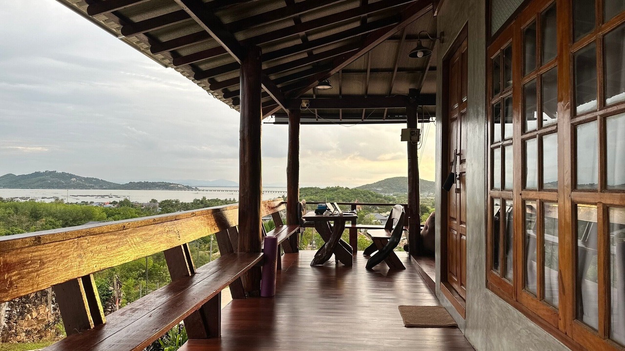 Photo of Patio Balcony in Singhanakhon