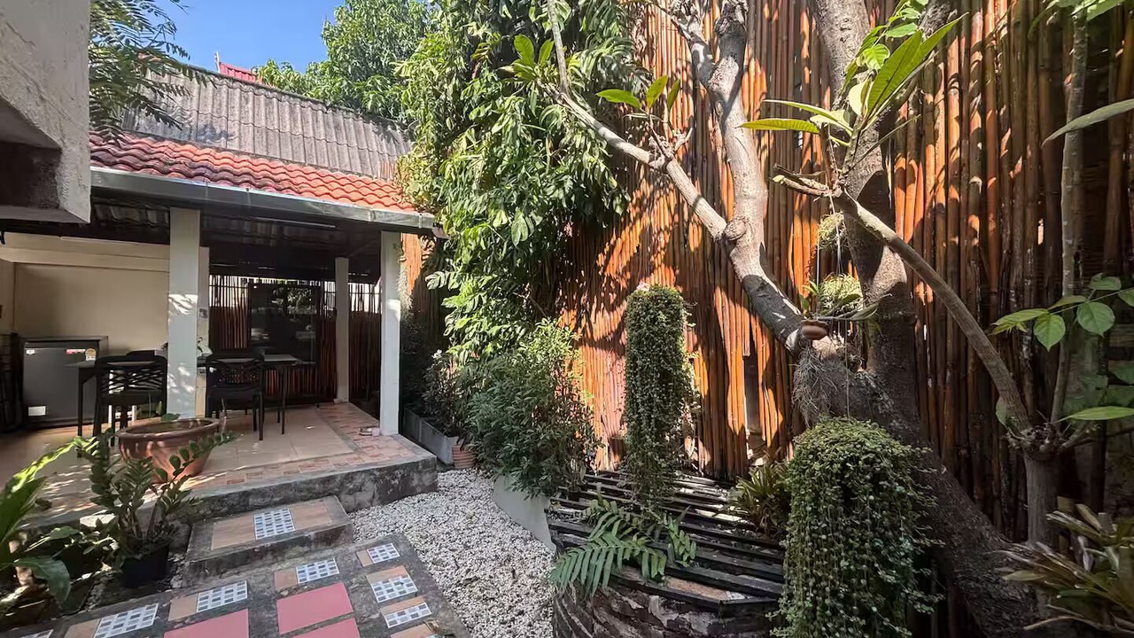 Photo of Patio Balcony in Old City