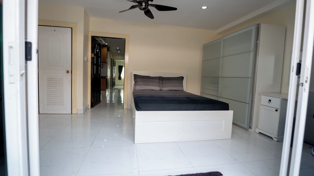 Photo of Bedroom in Wattana