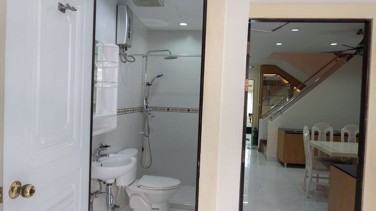Photo of Bathroom in Wattana
