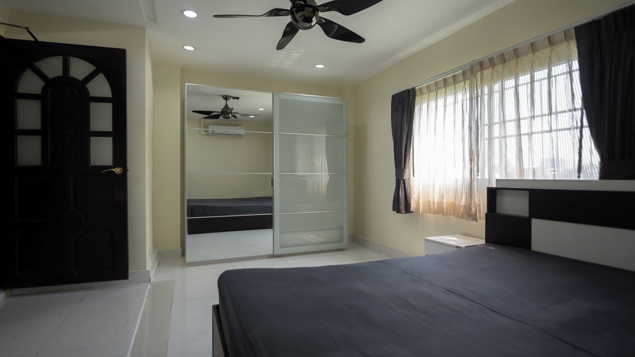 Photo of Bedroom in Wattana