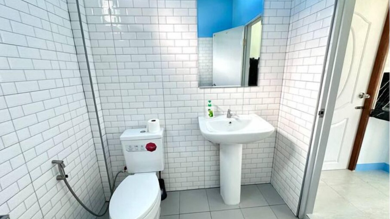 Photo of Bathroom in Wok Tum