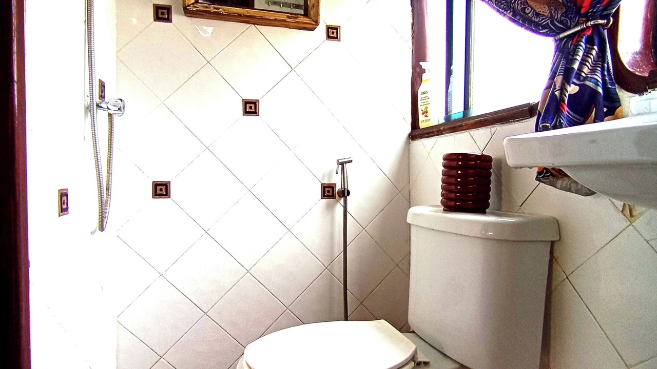 Photo of Bathroom in Phra Nakhon