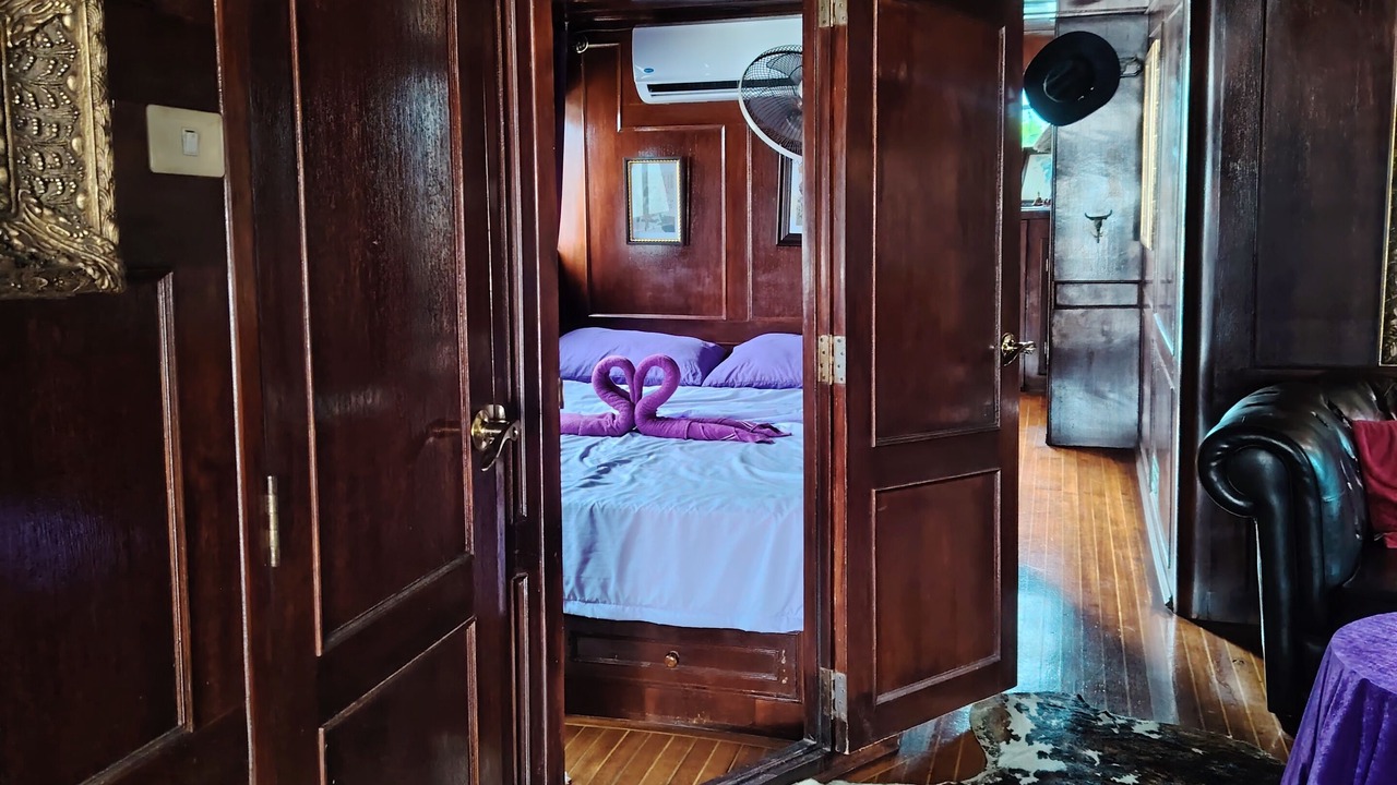 Photo of Bedroom in Phra Nakhon