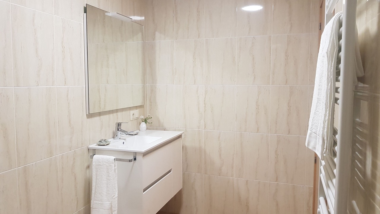 Photo of Bathroom in Allin