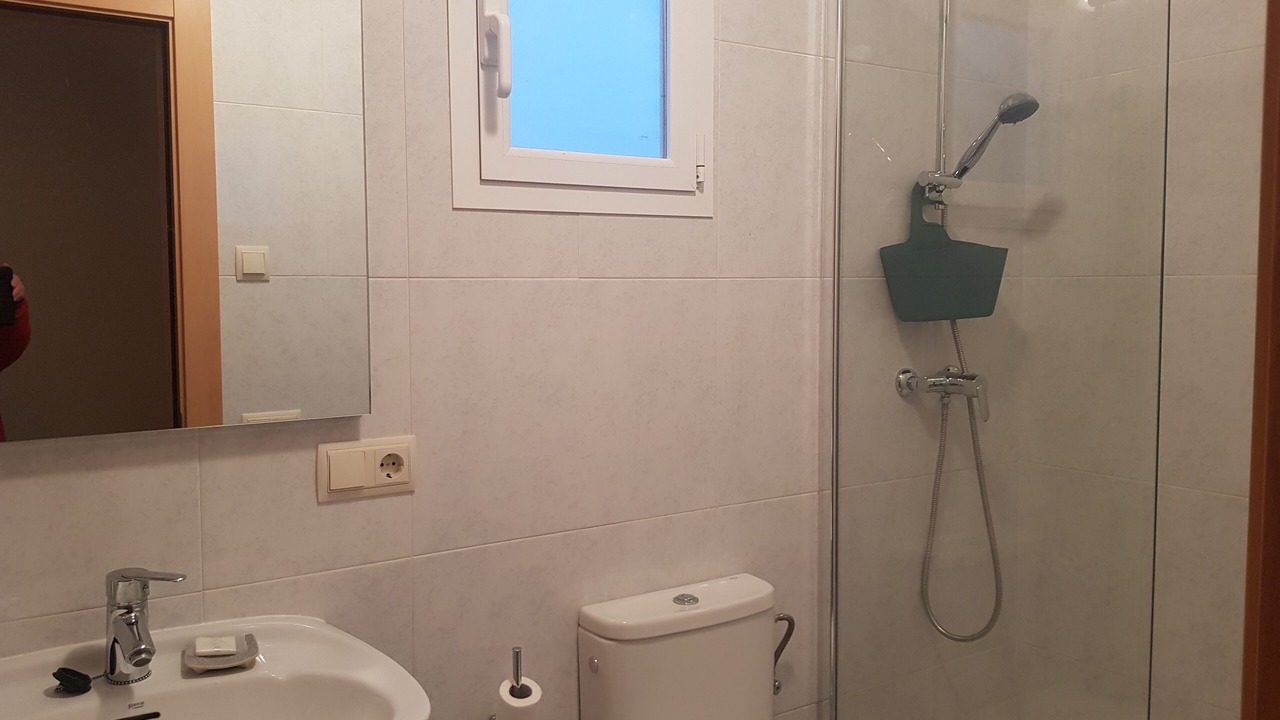 Photo of Bathroom in Allin
