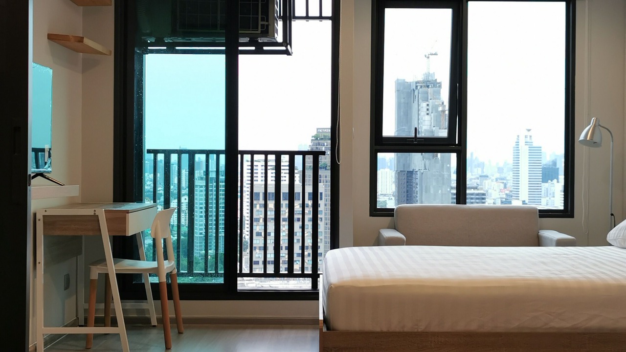 Photo of Bedroom in Samsen Nai