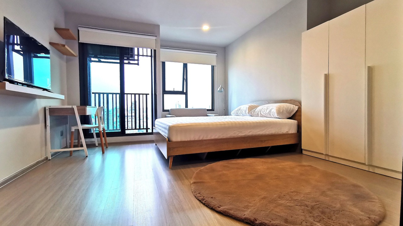 Photo of Bedroom in Samsen Nai