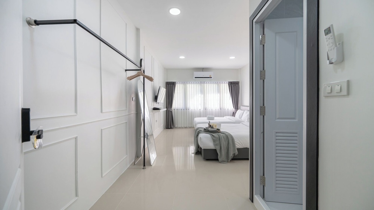 Photo of Bedroom in China Town