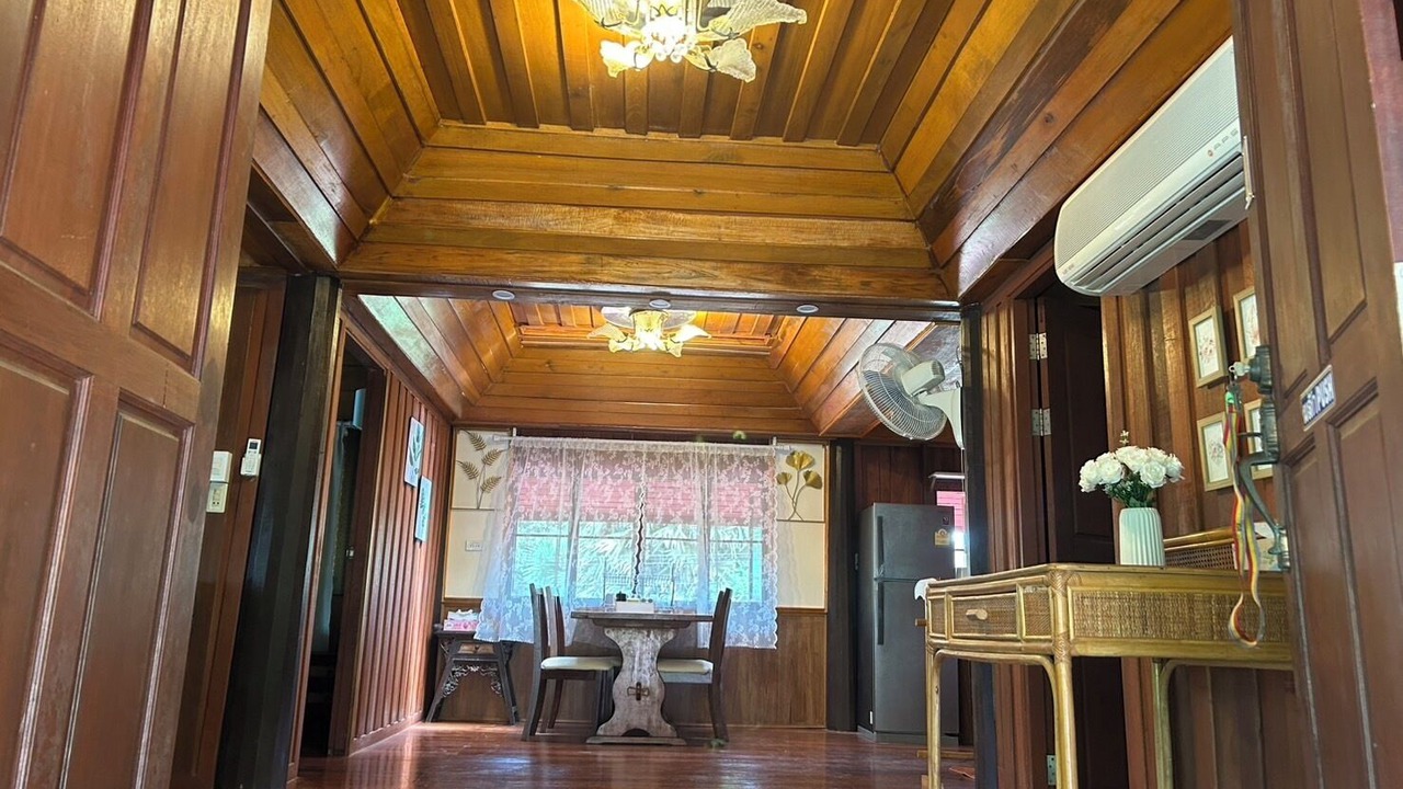Photo of Livingroom in Thong Krut