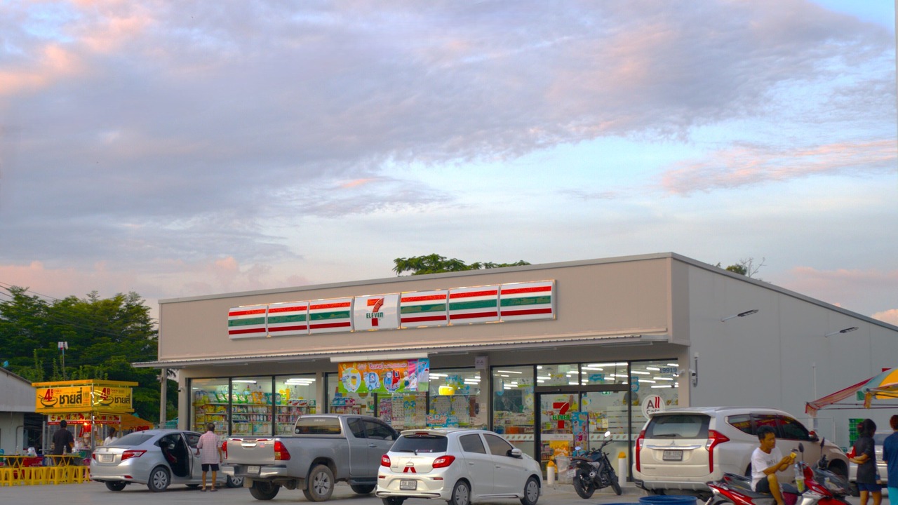Photo of Others in Lumphli