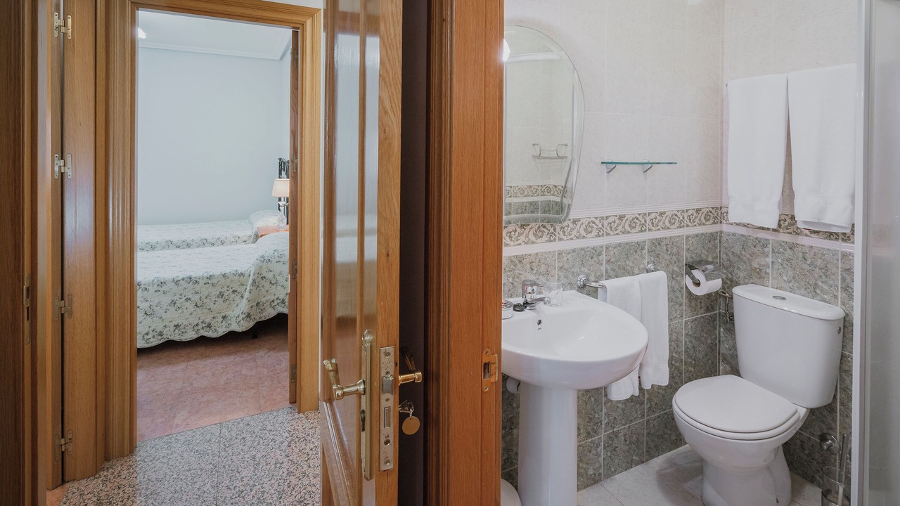 Photo of Bathroom in Sasamon