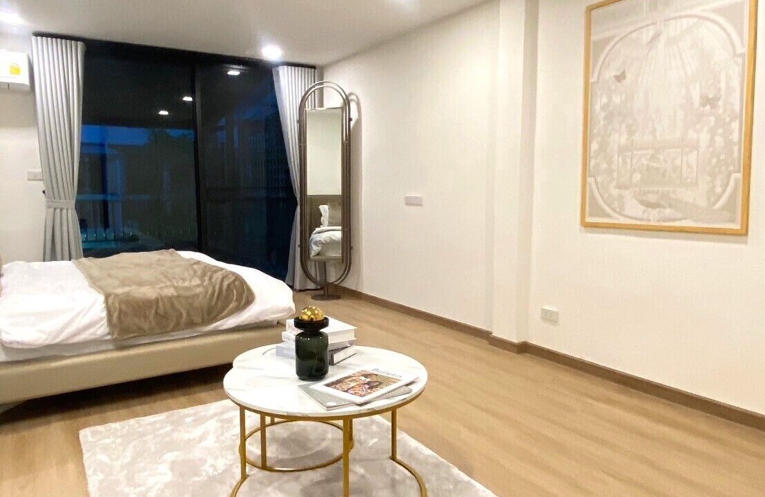Photo of Bedroom in Phra Khanong Nuea