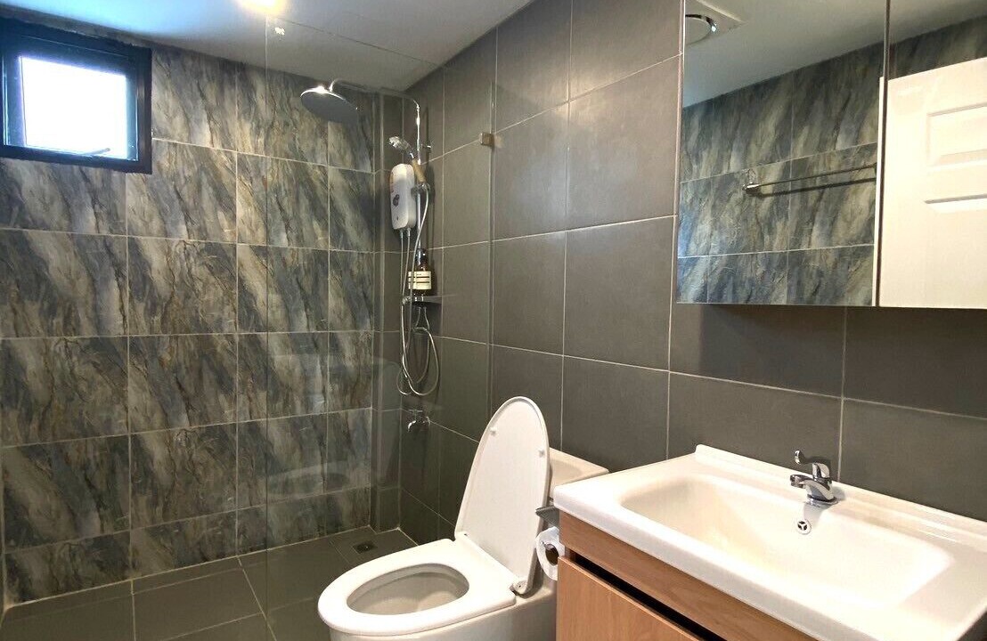 Photo of Bathroom in Phra Khanong Nuea