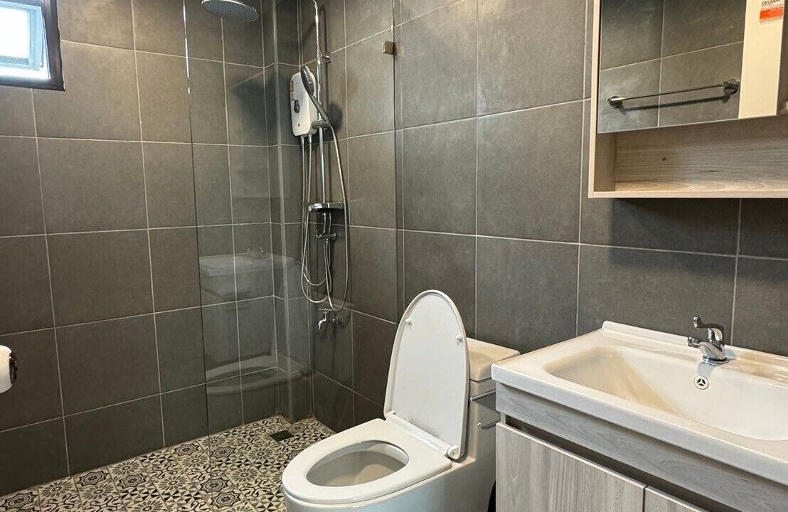 Photo of Bathroom in Phra Khanong Nuea