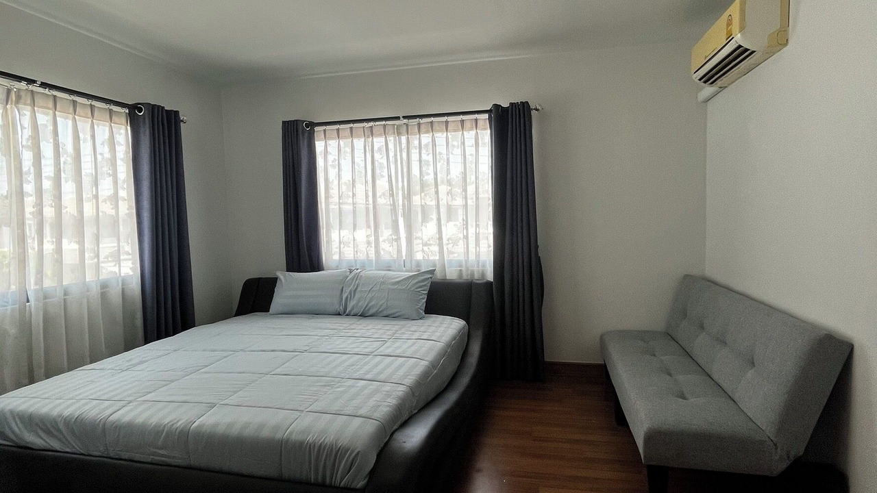 Photo of Bedroom in Bang Lamung