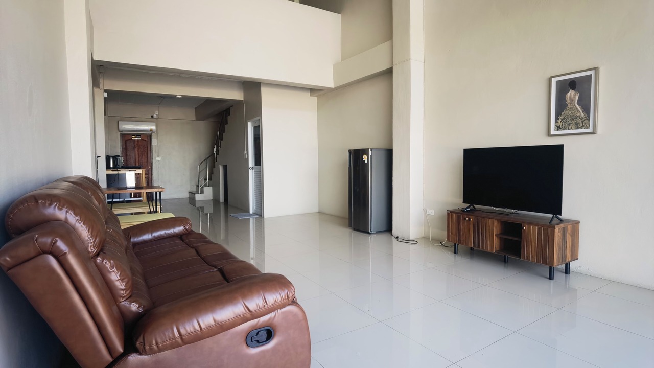 Photo of Livingroom in Nakhon Chai Si