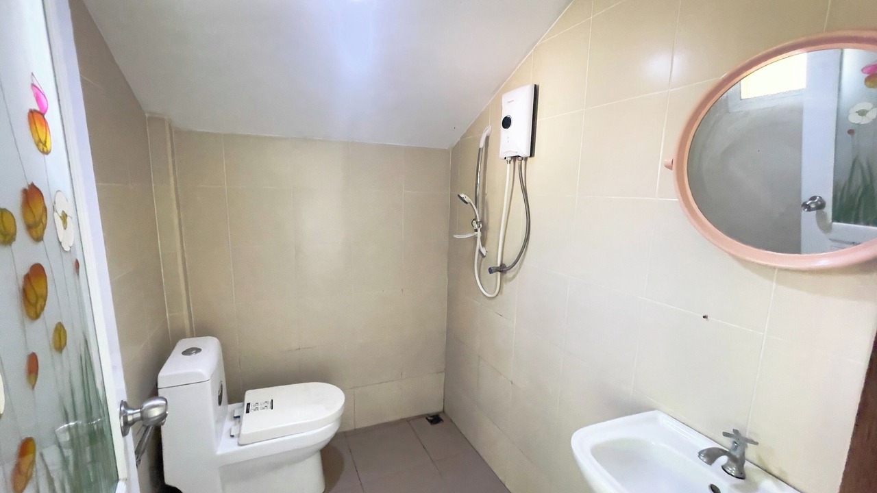 Photo of Bathroom in Huai Yai