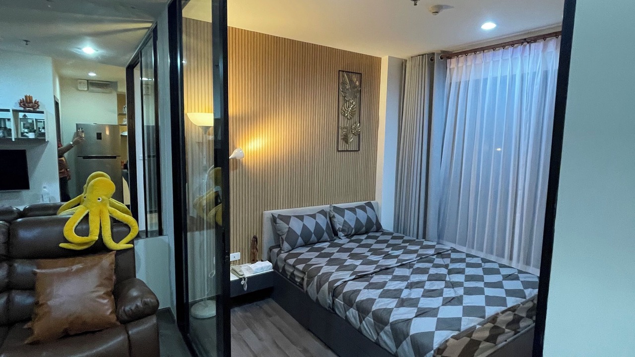 Photo of Bedroom in Phra Khanong Nuea
