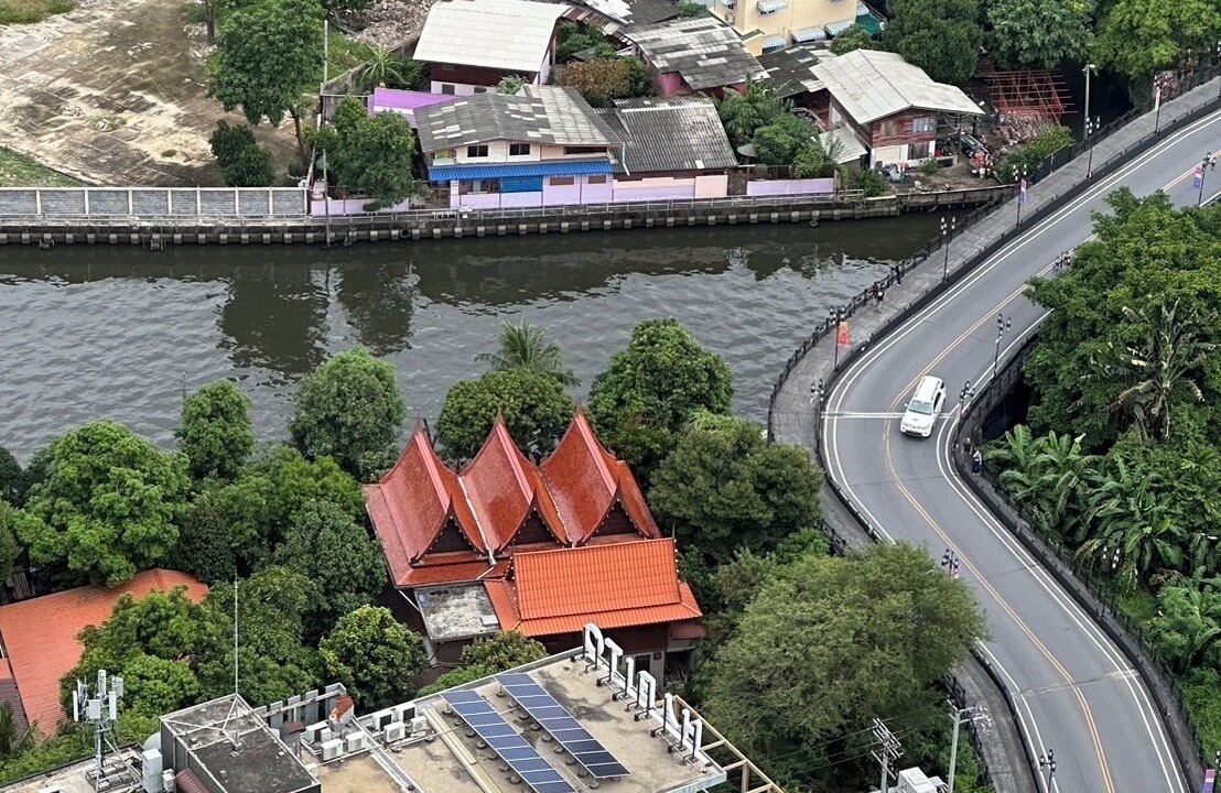 Photo of Outdoor in Phra Khanong Nuea