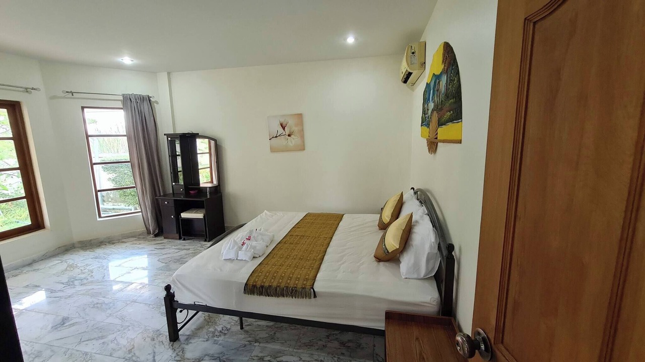 Photo of Bedroom in Cha-am