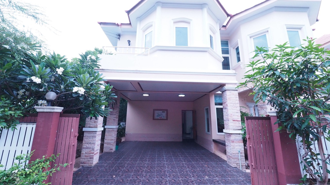 Photo of Patio Balcony in Phu Khao Thong