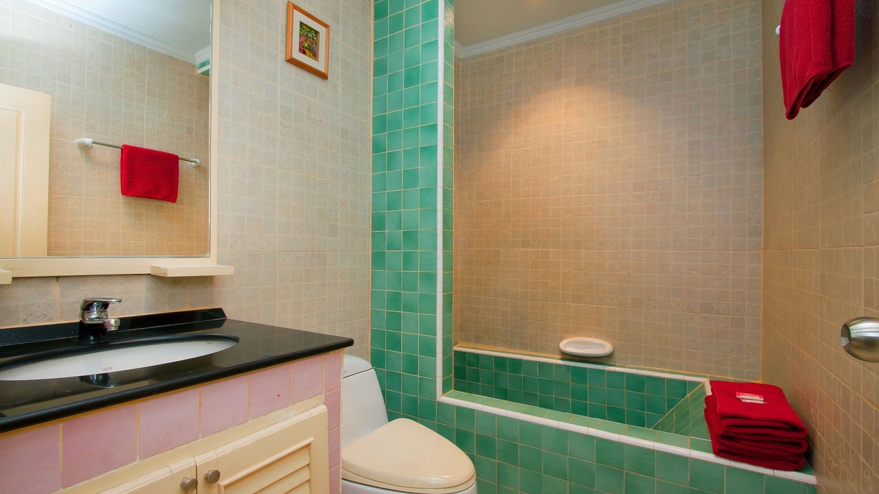 Photo of Bathroom in Pratumnak Hill
