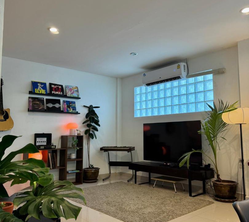 Photo of Livingroom in Arun Amarin