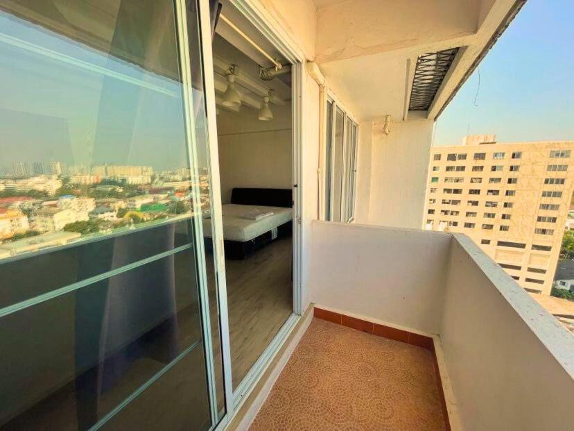 Photo of Patio Balcony in Dusit