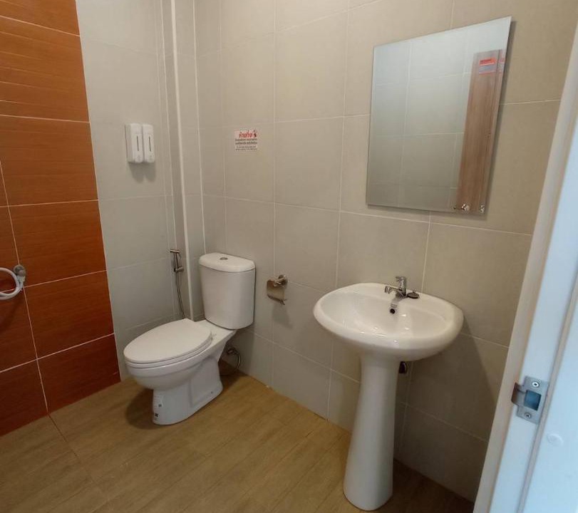 Photo of Bathroom in Amphoe Sahatsakhan