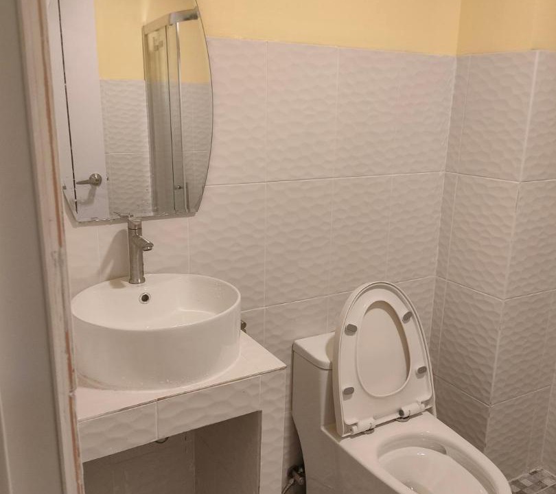 Photo of Bathroom in Phrom Khiri