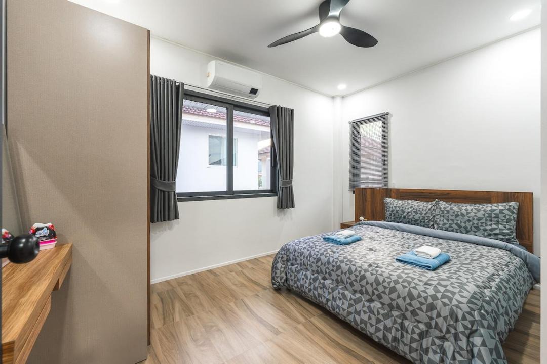 Photo of Bedroom in Ko Kaeo