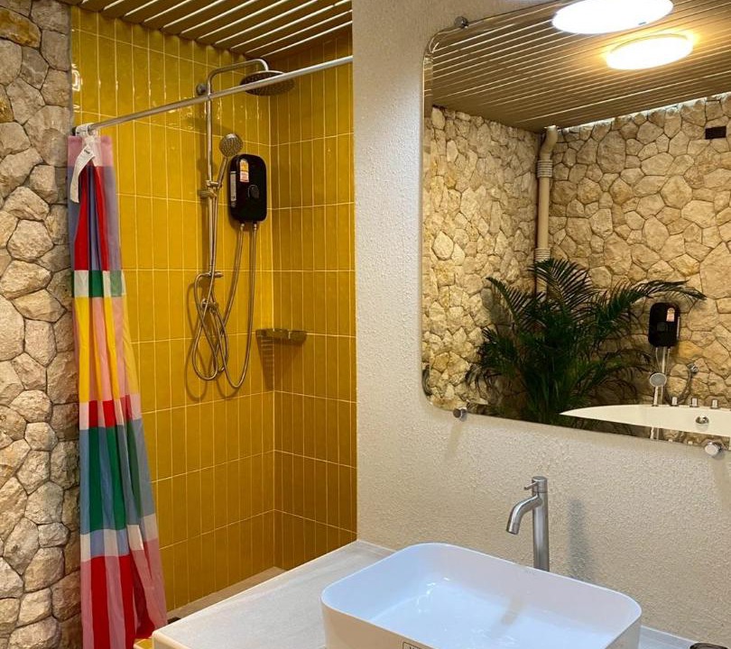 Photo of Bathroom in Saen Suk