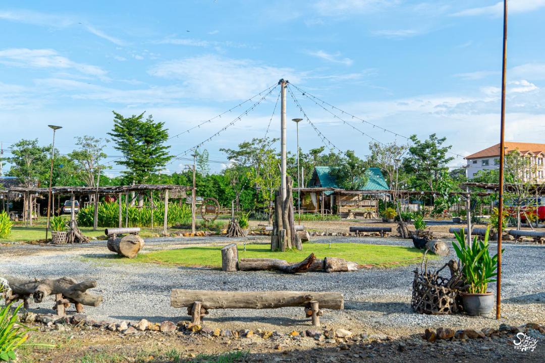Photo of Others in Bang Pa-in