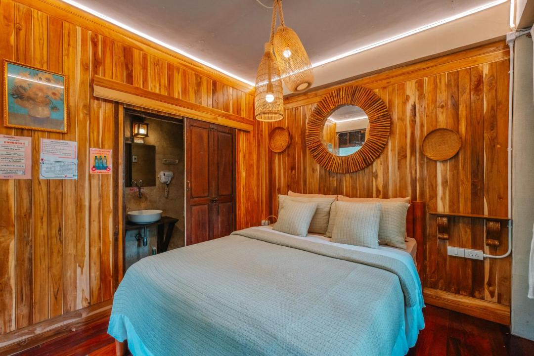Photo of Bedroom in Mae On