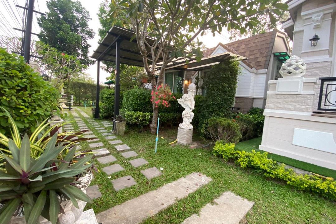 Photo of Others in Pak Thong Chai