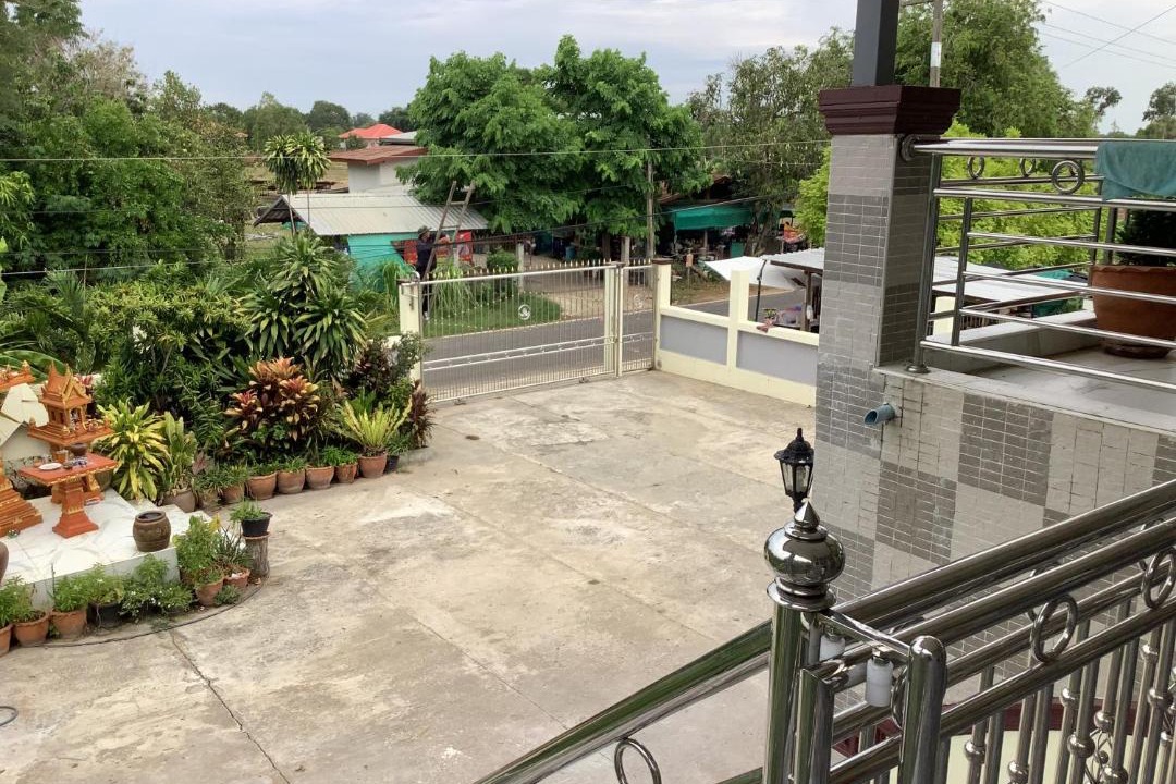 Photo of Patio Balcony in K. Kwao Si Narin