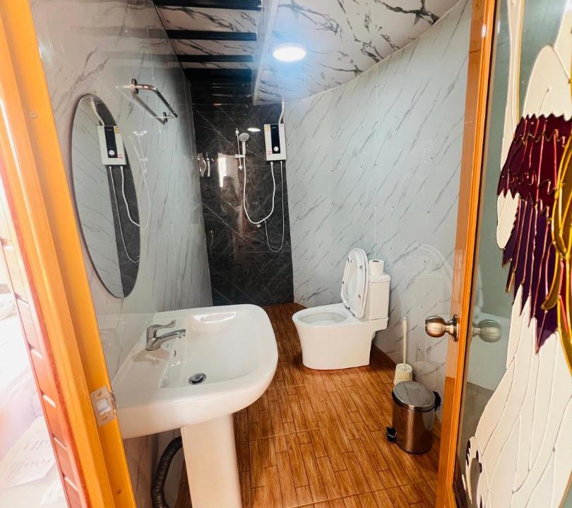Photo of Bathroom in Pong Yaeng