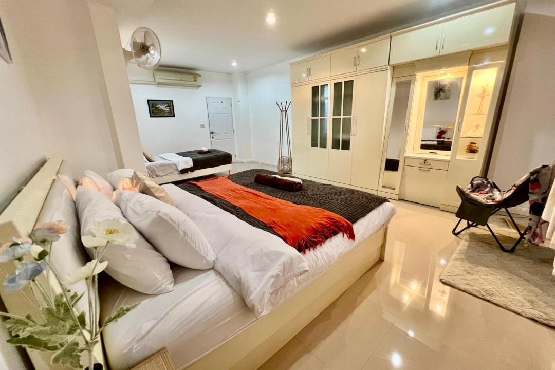 Photo of Bedroom in Nai Mueang