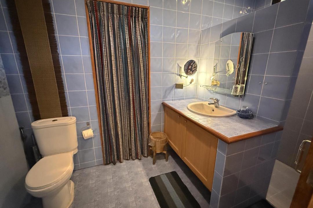Photo of Bathroom in Saraphi