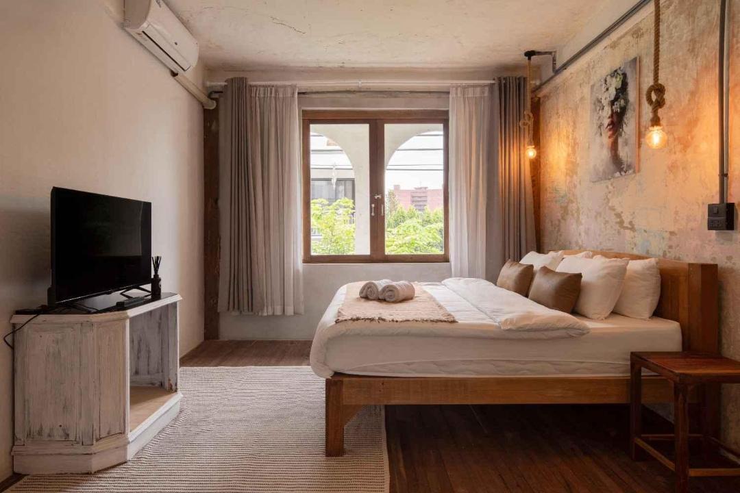 Photo of Bedroom in Phra Khanong Nuea