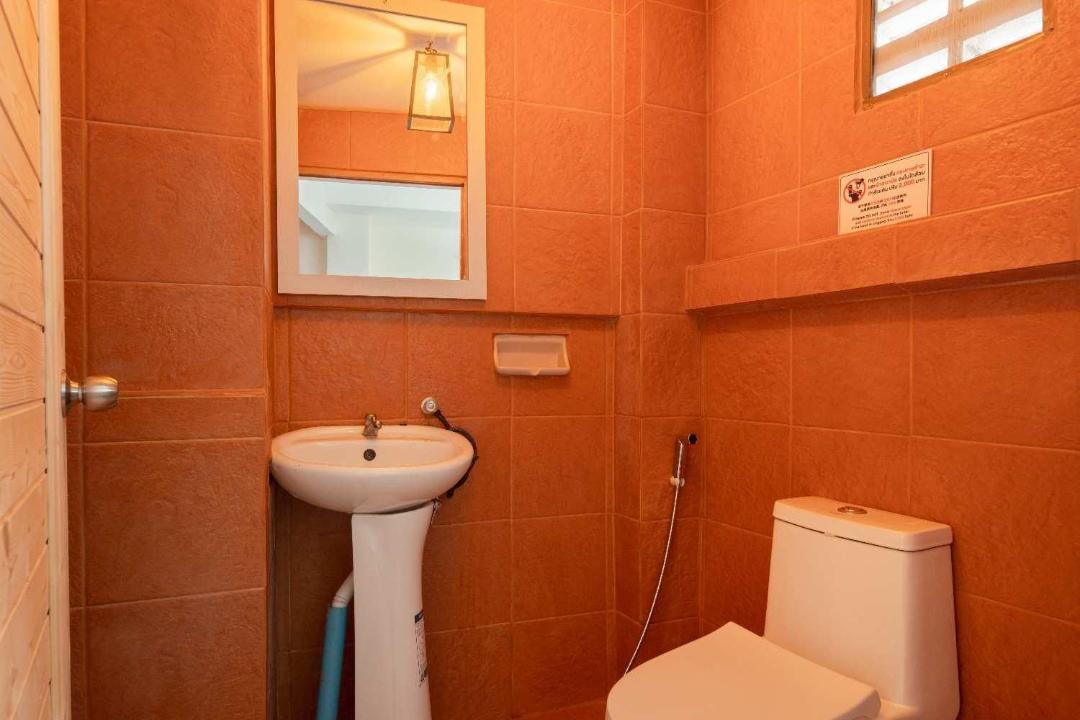 Photo of Bathroom in Phra Khanong Nuea