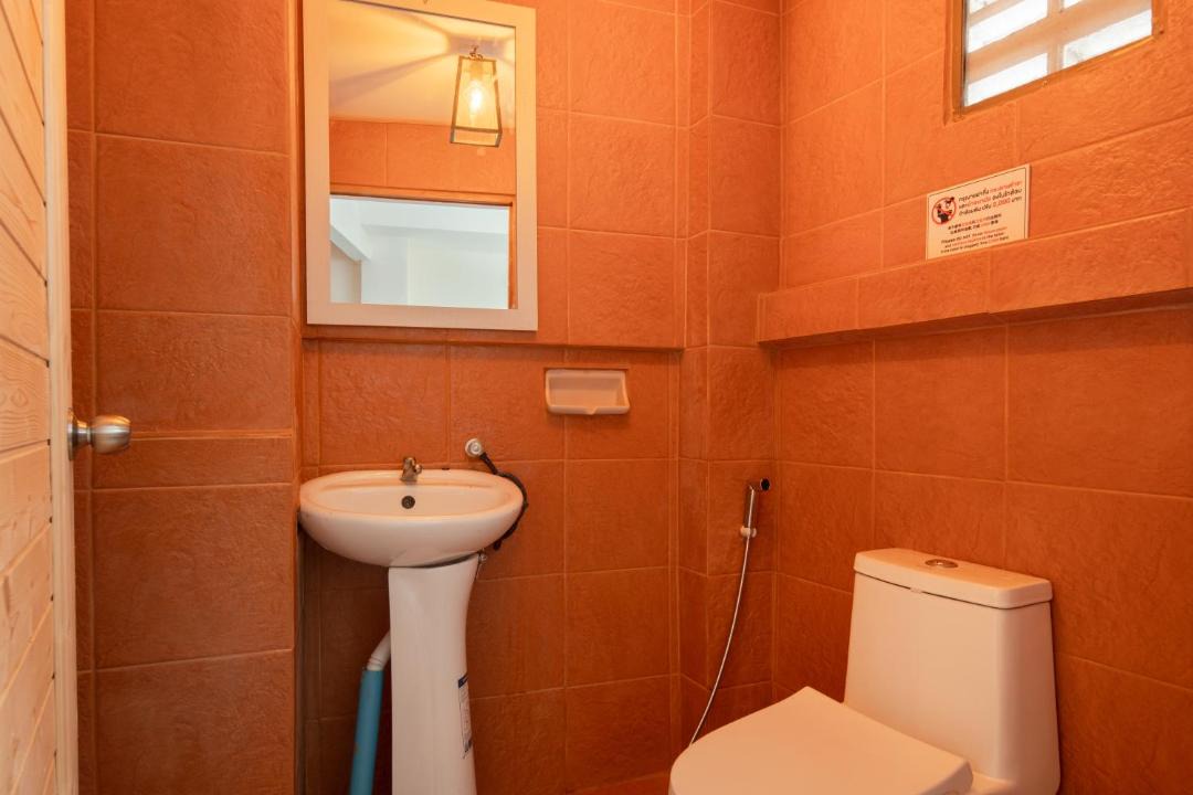 Photo of Bathroom in Phra Khanong Nuea
