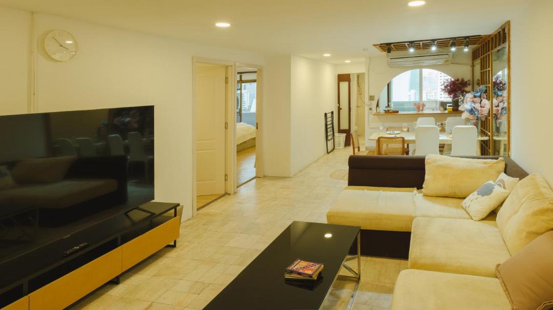 Photo of Livingroom in Silom