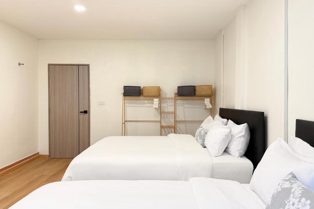 Photo of Bedroom in Thanon Phetchaburi