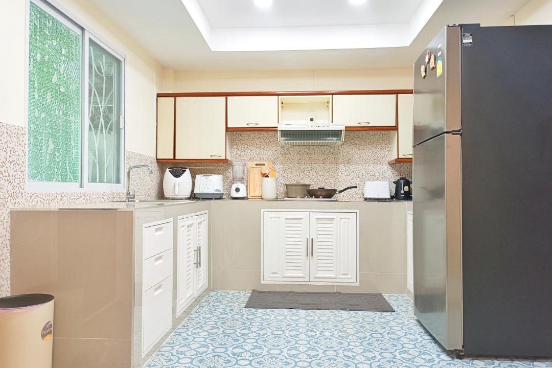 Photo of Kitchen in Phra Khanong Nuea