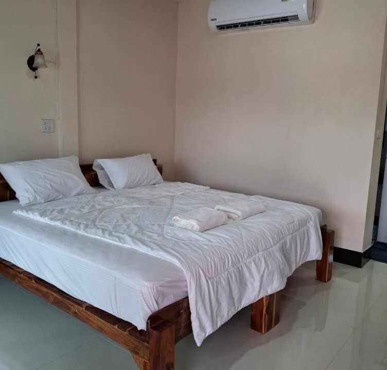Photo of Bedroom in Sathing Phra