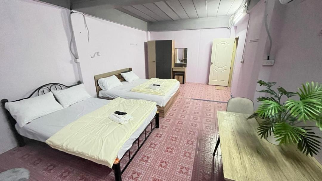 Photo of Bedroom in Na Kluea