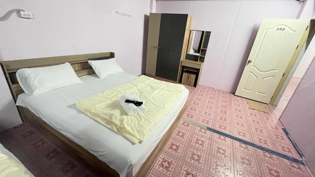 Photo of Bedroom in Na Kluea